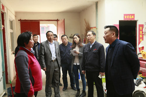 隆華黨委書記李占明深入貧困戶調(diào)研，助力精準(zhǔn)扶貧