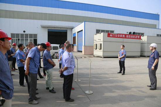 裝備分公司開(kāi)展?；沸孤?yīng)急救援演練 提升實(shí)戰(zhàn)能力